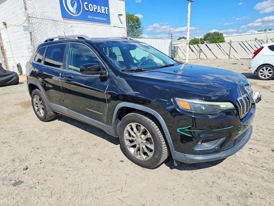 2019 JEEP CHEROKEE LATITUDE PLUS  