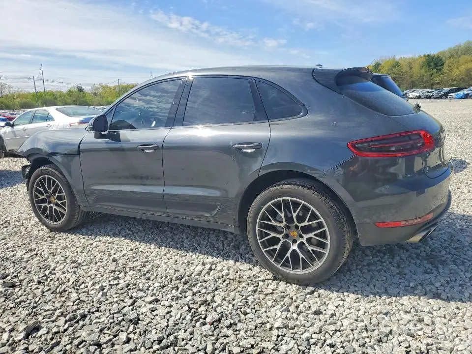2018 PORSCHE MACAN S  