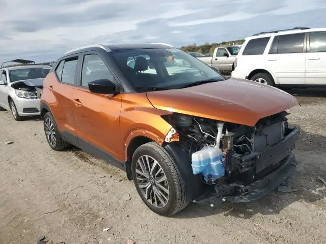 2021 NISSAN KICKS SV  