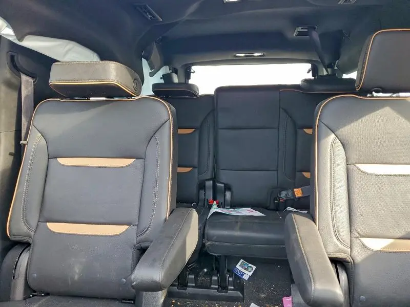 2024 GMC YUKON XL K1500 AT4  