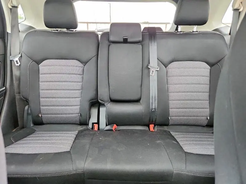 2022 FORD EDGE SE  