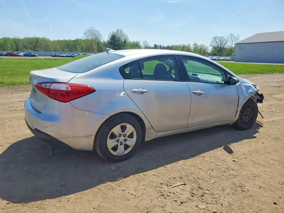 2016 KIA FORTE LX  