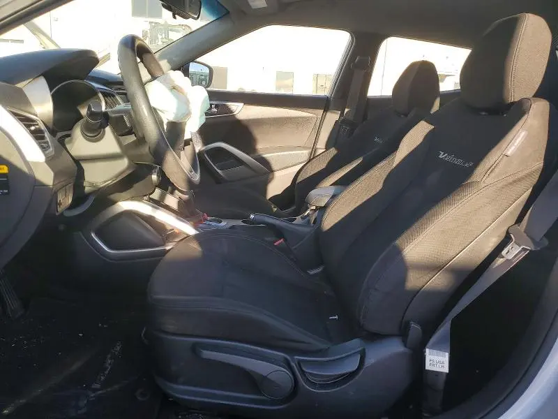 2013 HYUNDAI VELOSTER   