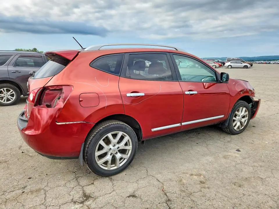 2013 NISSAN ROGUE   