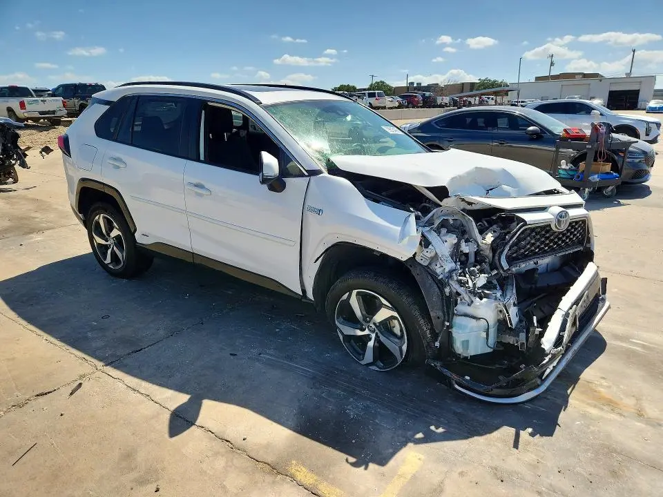 2022 TOYOTA RAV4 PRIME SE  