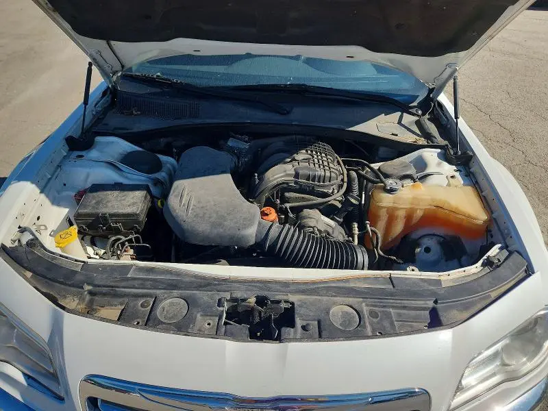 2013 CHRYSLER 300   