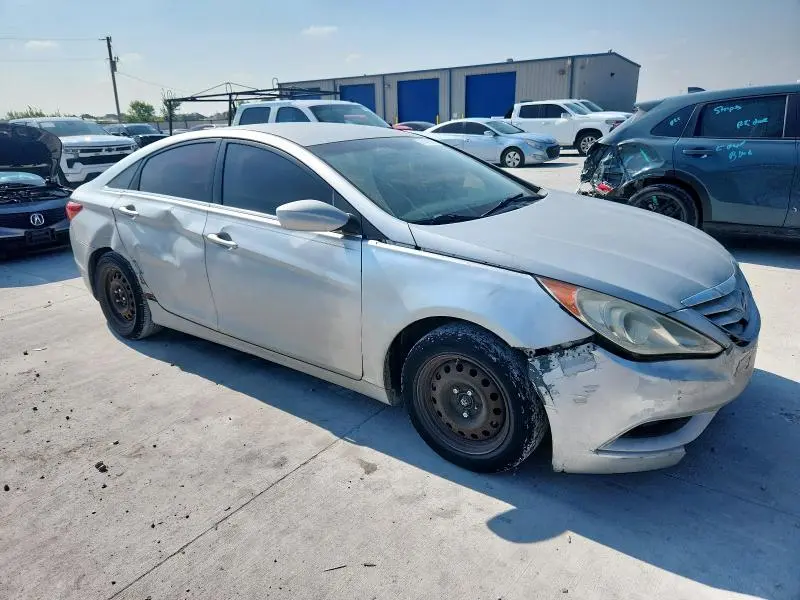 2011 HYUNDAI SONATA GLS  