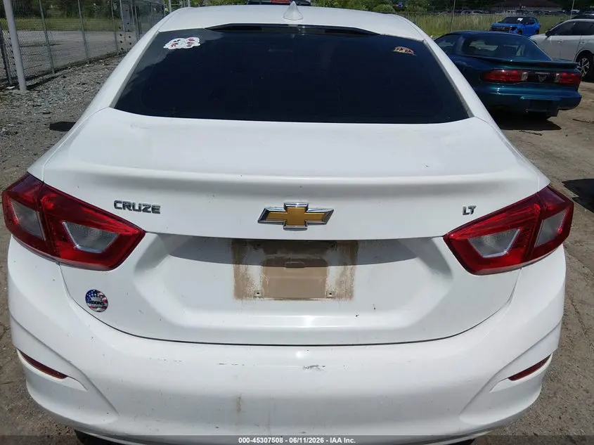 2018 CHEVROLET CRUZE LT AUTO