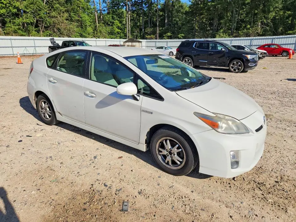 2010 TOYOTA PRIUS II  