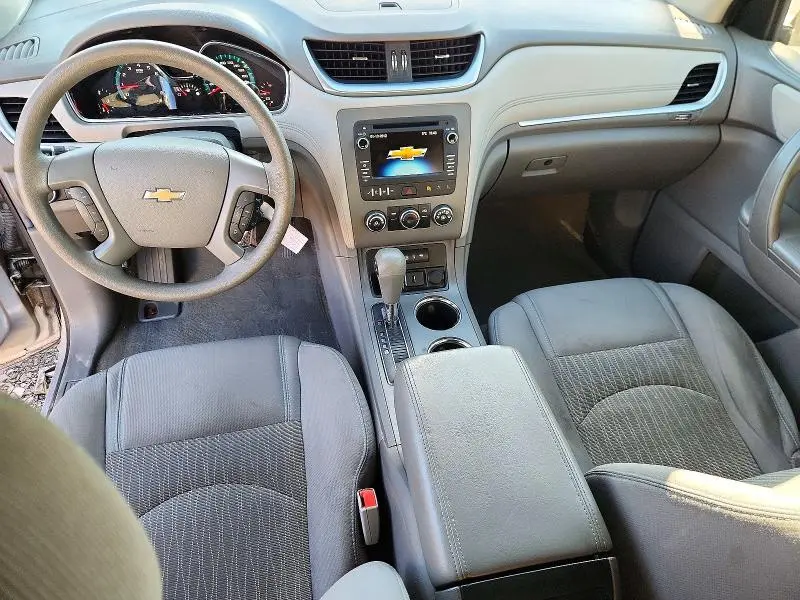 2016 CHEVROLET TRAVERSE LS  