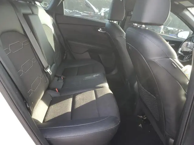 2021 KIA FORTE GT LINE  