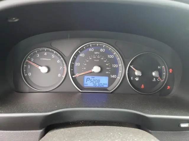 2012 HYUNDAI SANTA FE SE  