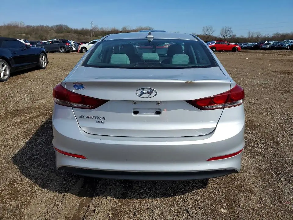 2017 HYUNDAI ELANTRA SE  