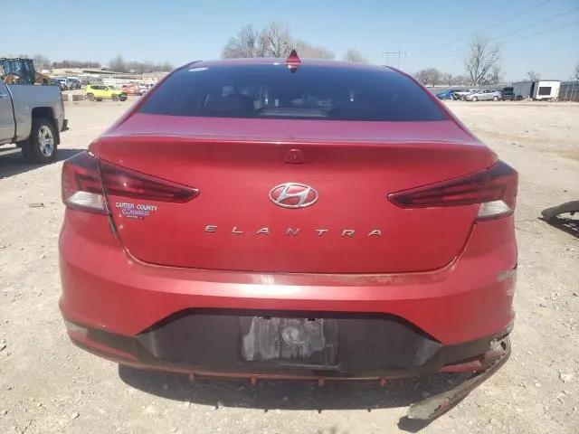 2020 HYUNDAI ELANTRA SEL  