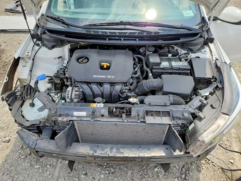 2017 KIA FORTE LX  