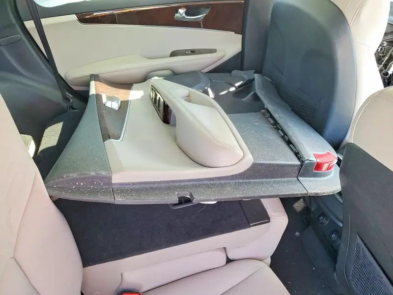 2017 KIA SORENTO LX V6  