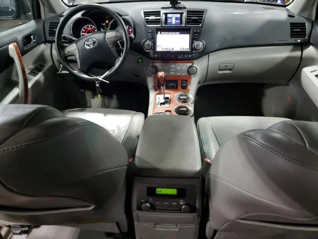 2010 TOYOTA HIGHLANDER LIMITED  