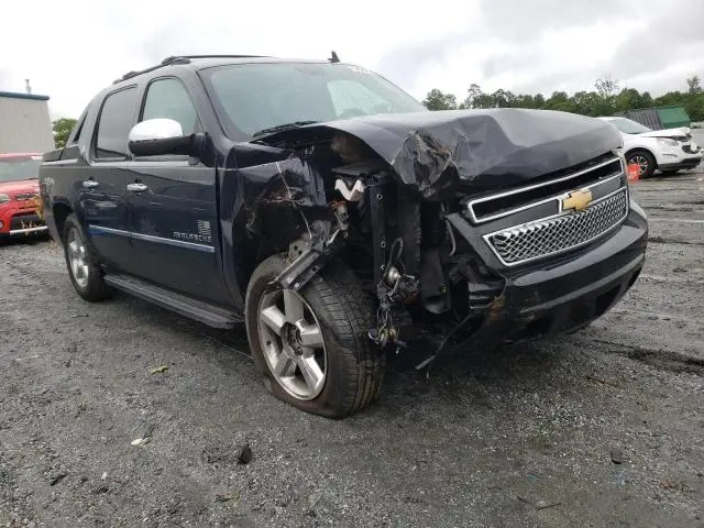 2013 CHEVROLET AVALANCHE LTZ  