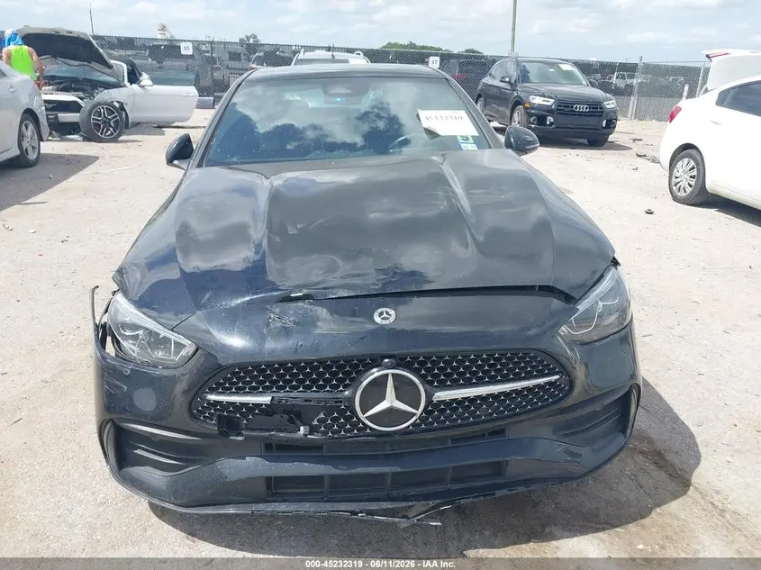 2024 MERCEDES-BENZ C 300  