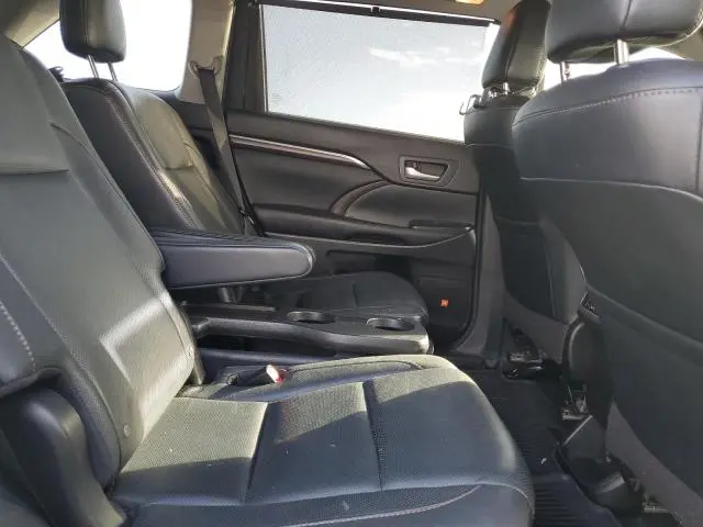 2016 TOYOTA HIGHLANDER LIMITED  