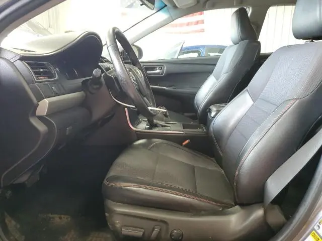 2016 TOYOTA CAMRY LE  