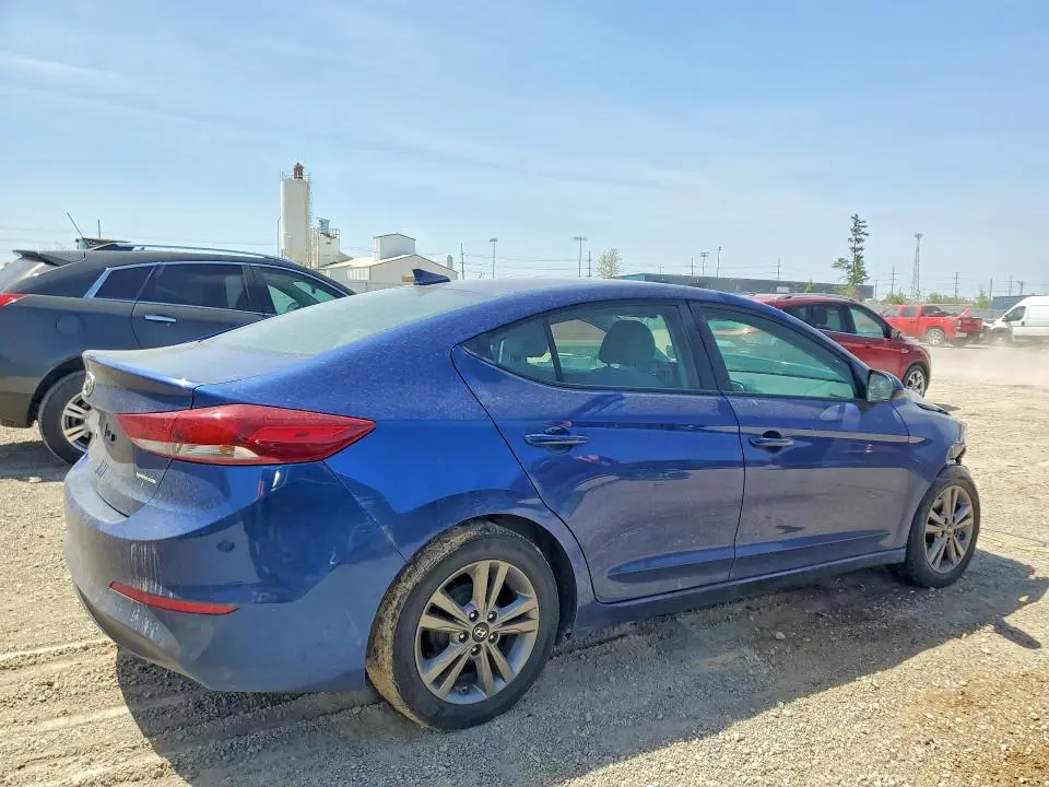 2017 HYUNDAI ELANTRA SE  