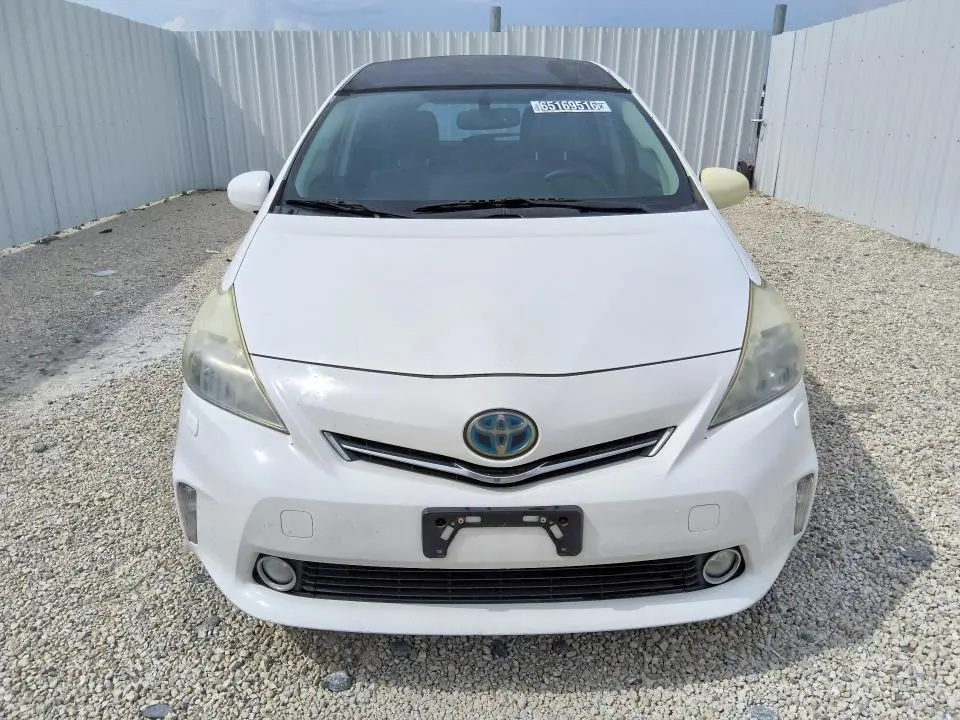 2012 TOYOTA PRIUS V FIVE  