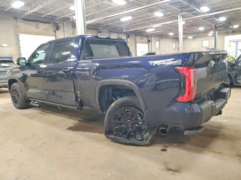 2026 TOYOTA TUNDRA CREWMAX LIMITED  