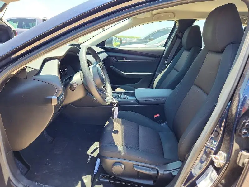 2025 MAZDA 3   