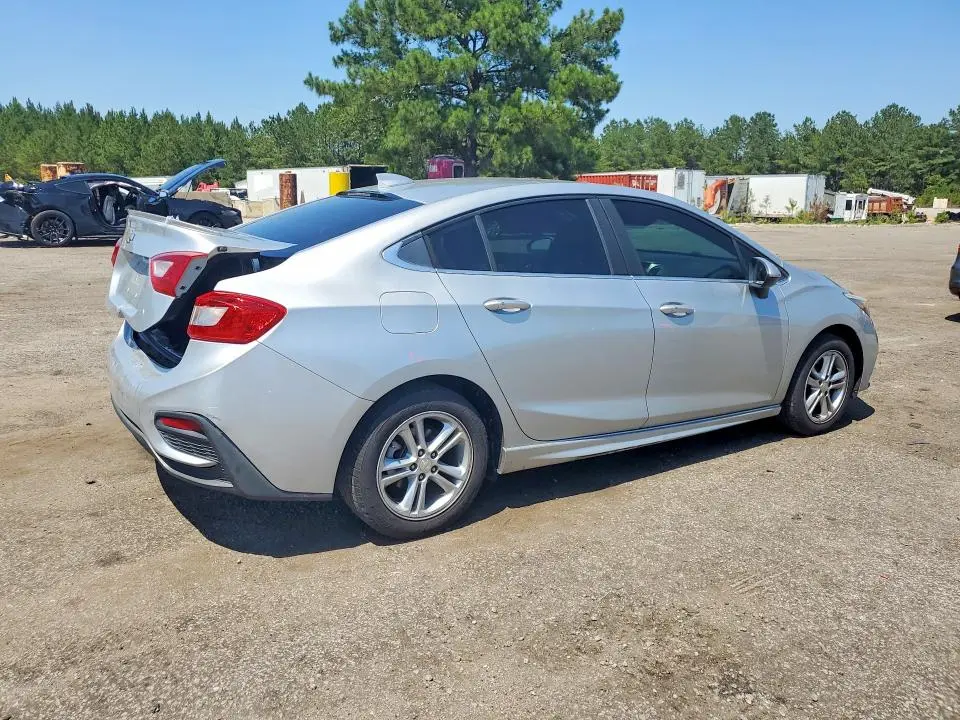 2016 CHEVROLET CRUZE LT  