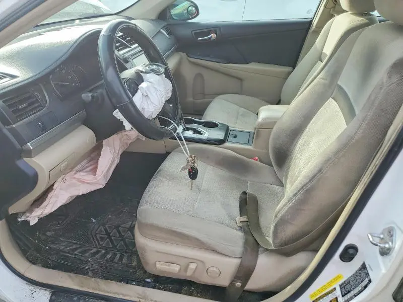 2013 TOYOTA CAMRY LE  