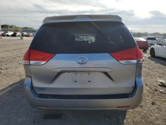 2012 TOYOTA SIENNA LE  