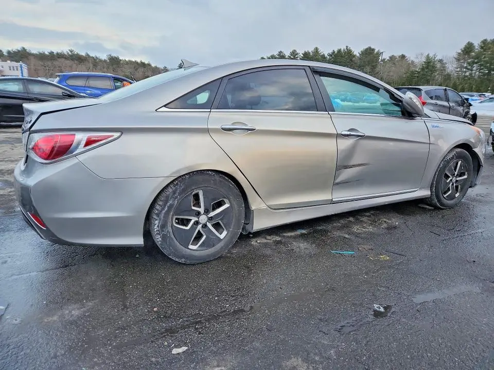 2011 HYUNDAI SONATA HYBRID  