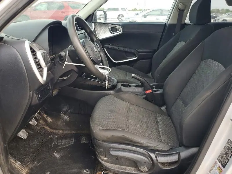 2021 KIA SOUL LX  