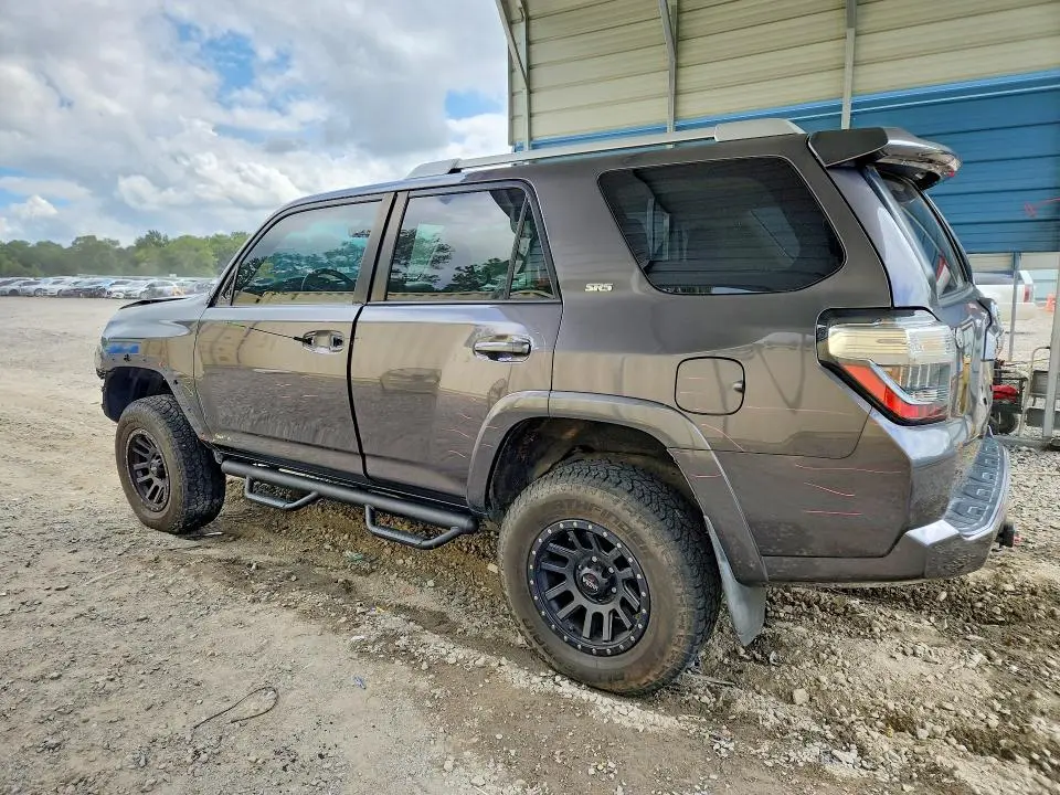 2016 TOYOTA 4RUNNER SR5  