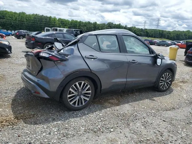 2022 NISSAN KICKS SV  