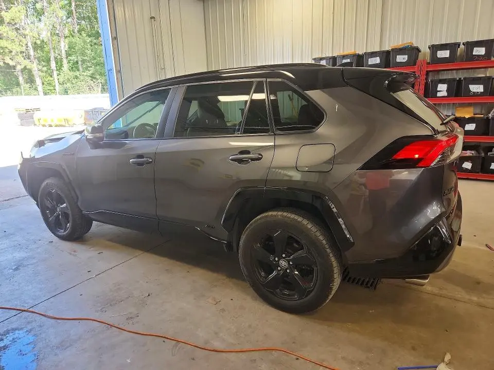 2021 TOYOTA RAV4 XSE  