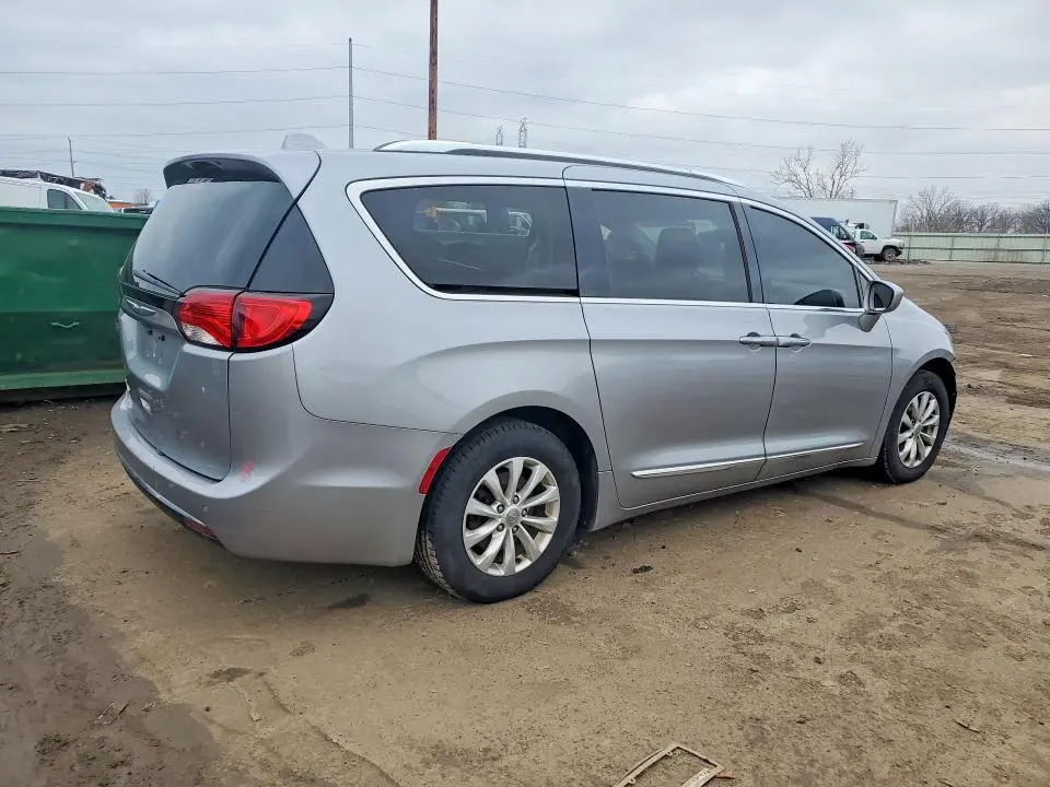 2018 CHRYSLER PACIFICA TOURING L  
