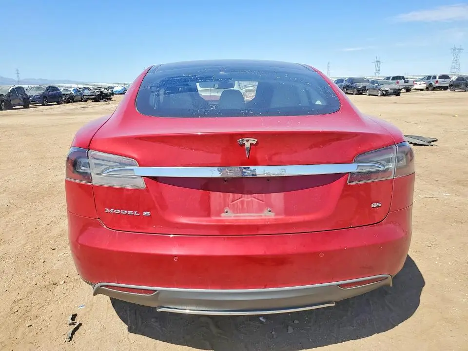 2015 TESLA MODEL S 85  