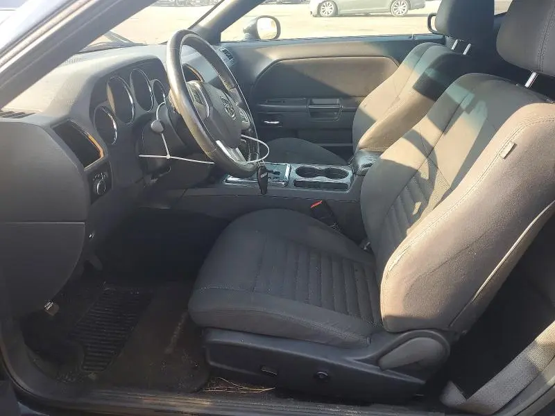 2014 DODGE CHALLENGER SXT  