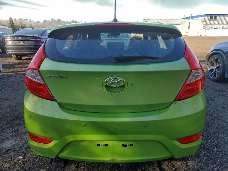 2012 HYUNDAI ACCENT GLS  