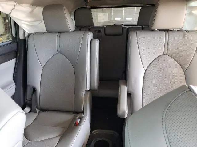 2022 TOYOTA HIGHLANDER HYBRID LIMITED  