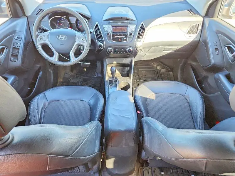 2011 HYUNDAI TUCSON GLS  
