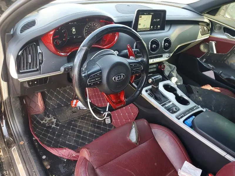 2018 KIA STINGER GT1  