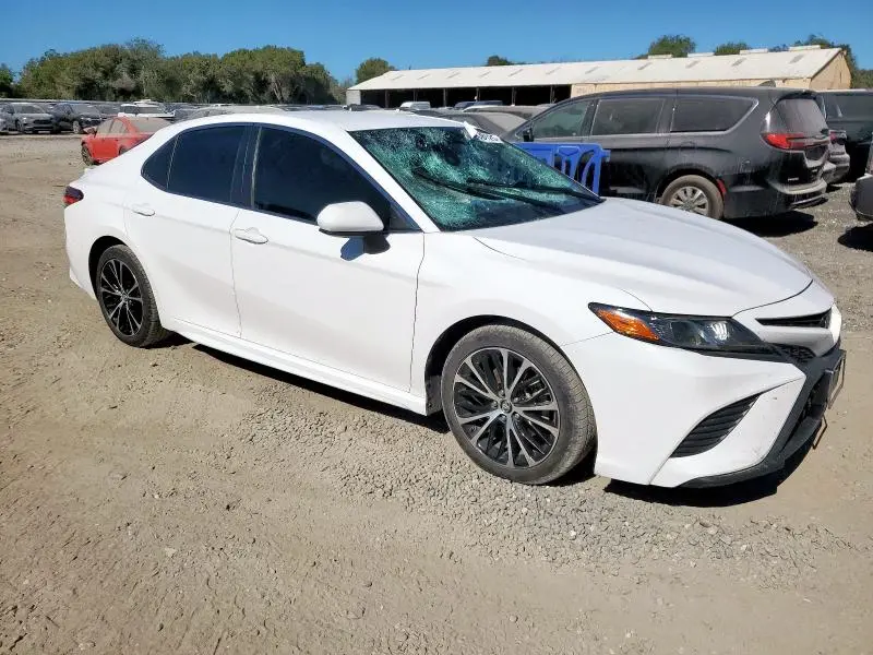 2018 TOYOTA CAMRY L  