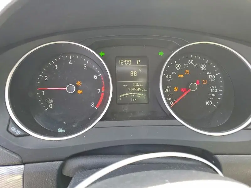 2015 VOLKSWAGEN JETTA SE  