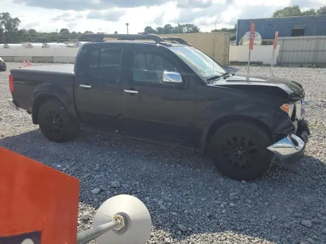 2010 NISSAN FRONTIER CREW CAB SE  