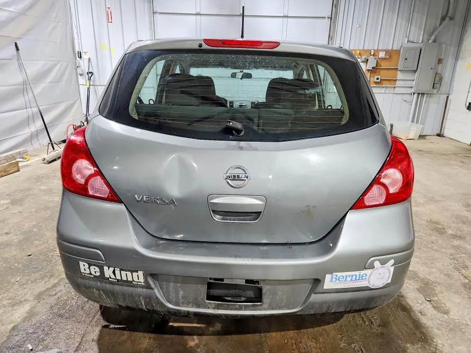 2012 NISSAN VERSA 1.8 S  