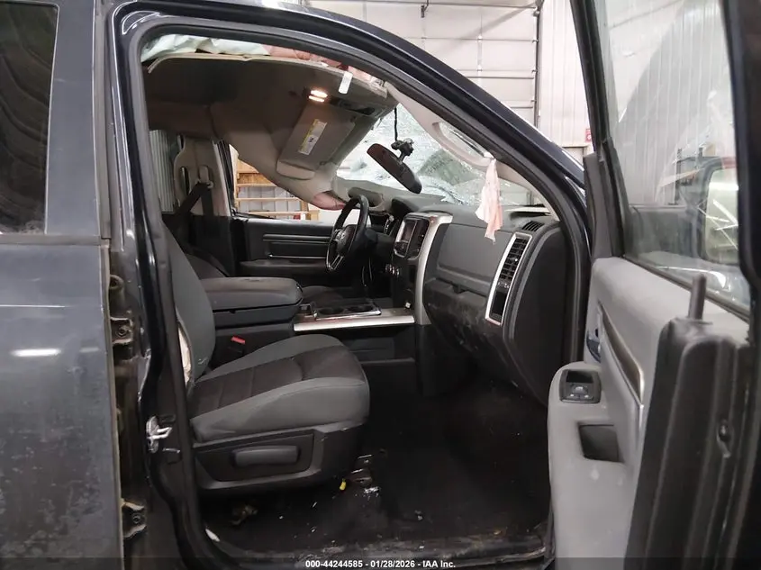 2013 RAM 1500 BIG HORN