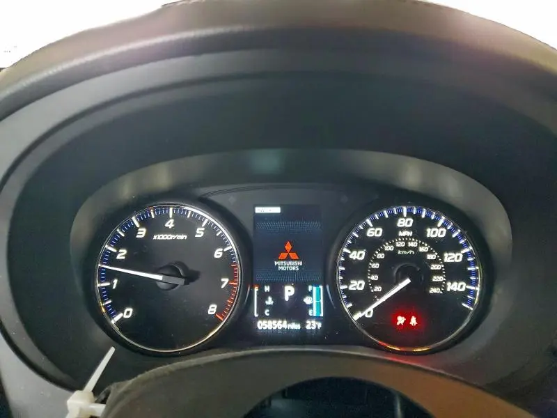 2020 MITSUBISHI OUTLANDER SE  